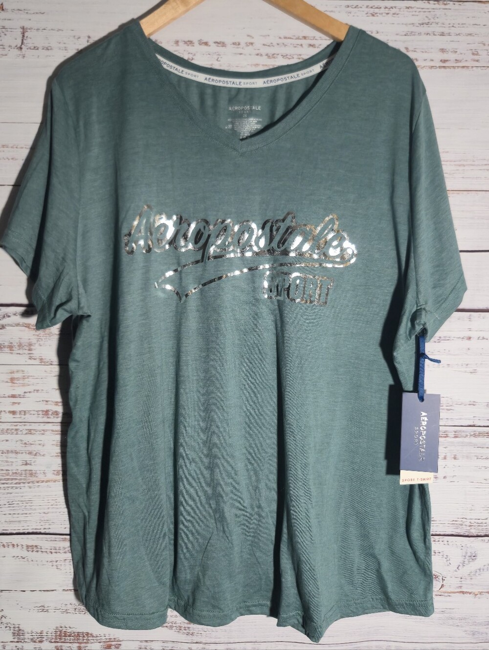 Aeropostale Sport Sage Green Metallic Logo V-Neck T-Shirt Women's Size 2X